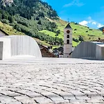 Edelweiss بيت ضيافة فال