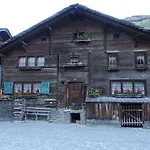 Edelweiss Гостевой дом 3*